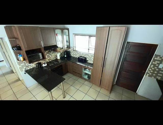 3 BEDROOM TOWNHOUSE FOR SALE IN POLOKWANE CENTRAL